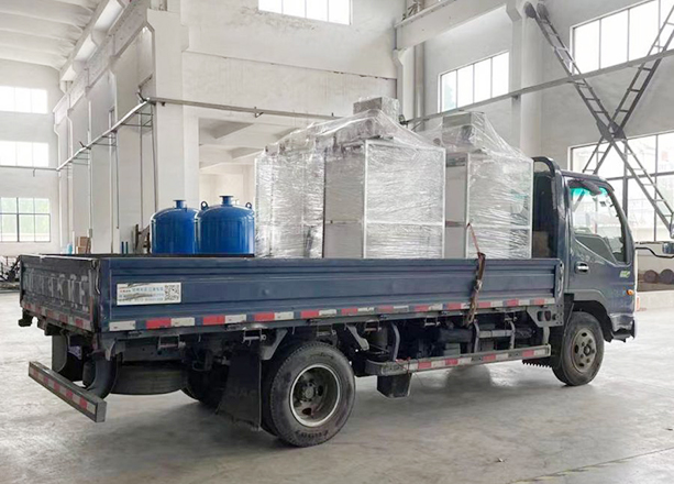 湖北武漢發(fā)貨定制型全自動加藥裝置2套